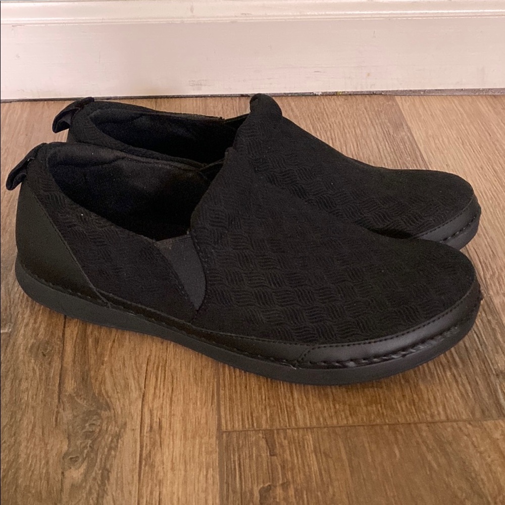 Algeria Axis Twister Slip-On Shoes with Double Gore Black. Size 42 US 11.5-12